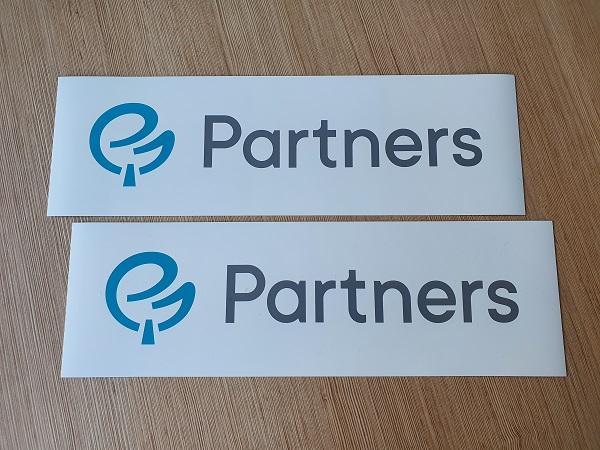 Magnety na auta - balení 2 ks